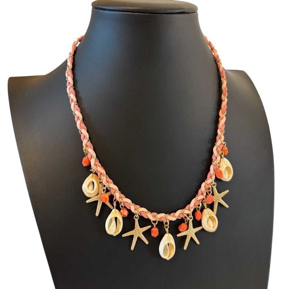 Sparkly Gold Tone Starfish and Shell Charm Necklace. - Picture 2 of 8